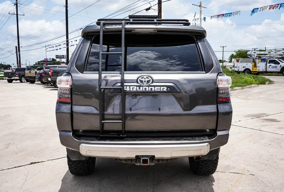 2017 Toyota 4Runner 5th Gen - Image 7 of 16