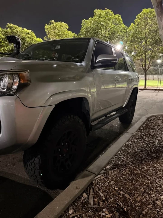 2017 Toyota 4Runner 5th Gen - Image 7 of 8