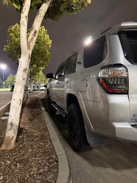2017 Toyota 4Runner 5th Gen - Image 2 of 8