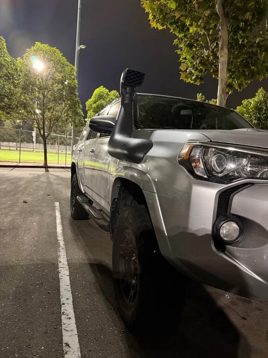 2017 Toyota 4Runner 5th Gen - Image 6 of 8