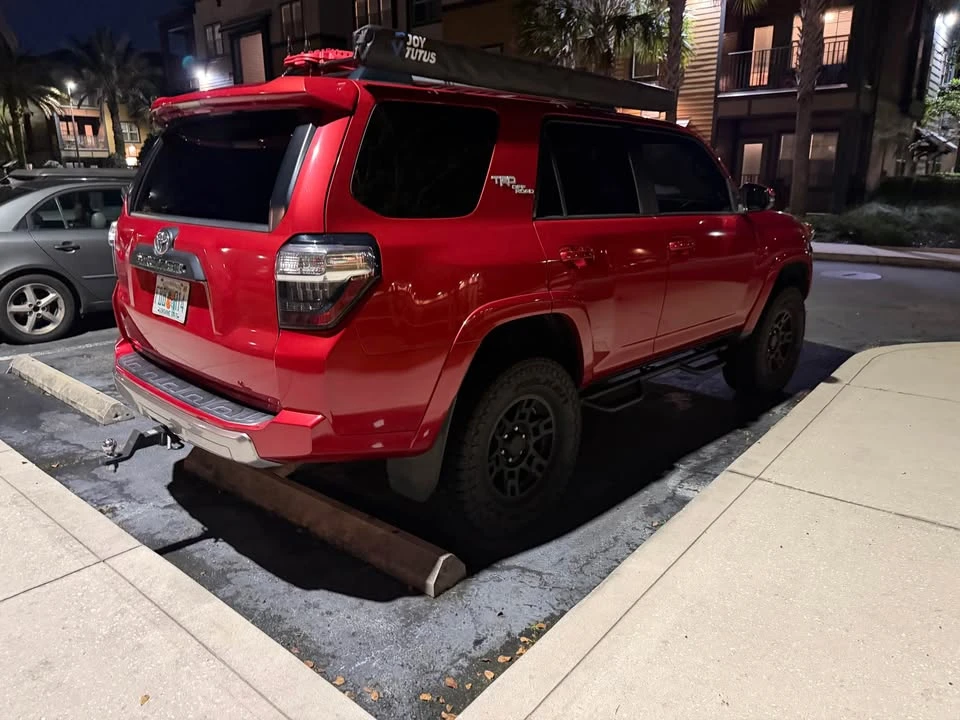 2017 Toyota 4Runner 5th Gen - Image 5 of 10