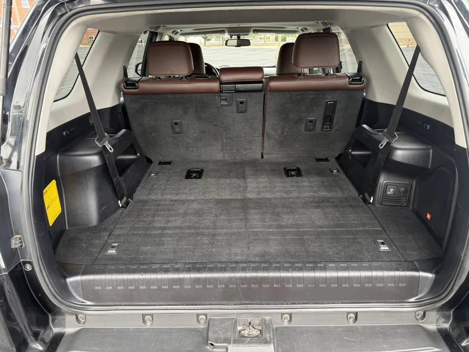 2017 Toyota 4Runner 5th Gen - Image 19 of 24