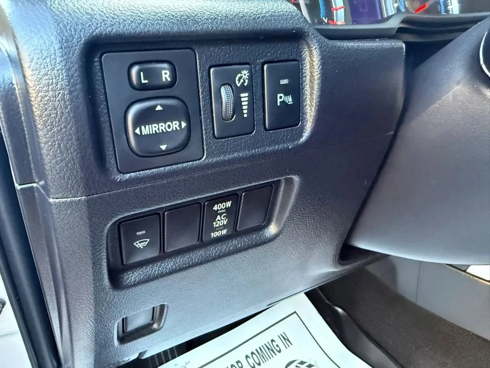 2017 Toyota 4Runner 5th Gen - Image 13 of 20