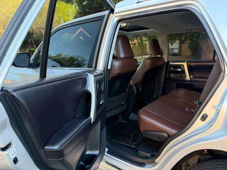 2017 Toyota 4Runner 5th Gen - Image 17 of 20