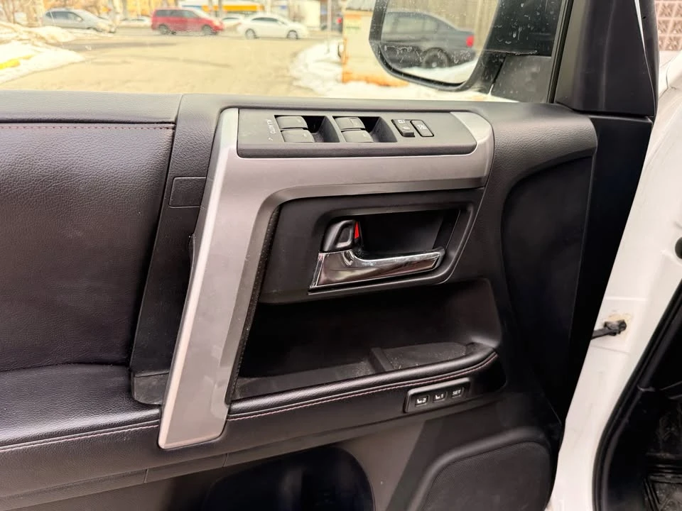 2017 Toyota 4Runner 5th Gen - Image 14 of 20