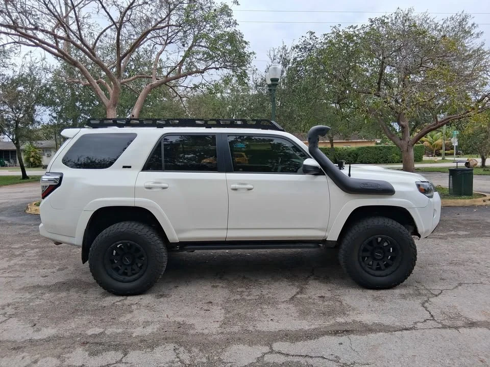 2017 Toyota 4Runner 5th Gen - Image 6 of 15