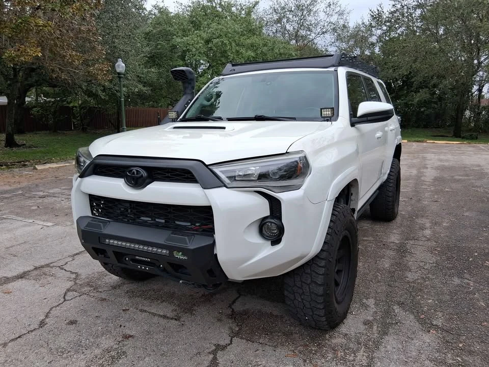 2017 Toyota 4Runner 5th Gen - Image 2 of 15