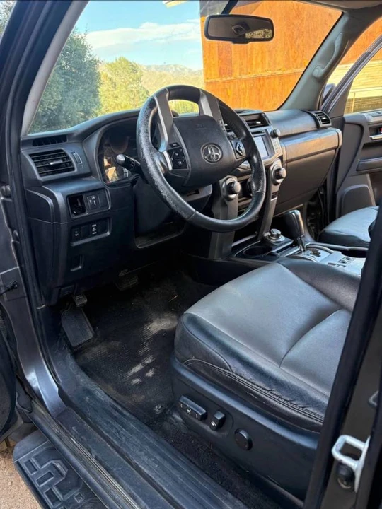 2017 Toyota 4Runner 5th Gen - Image 7 of 11