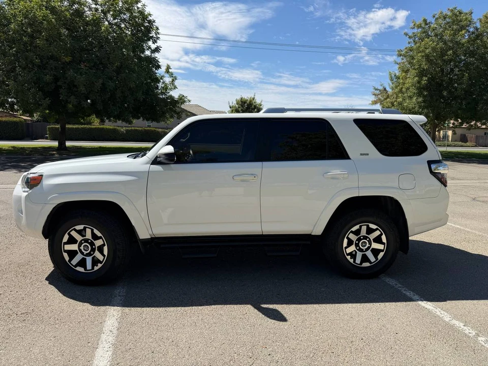 2017 Toyota 4Runner 5th Gen - Image 2 of 15