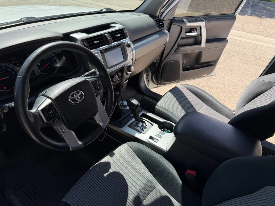 2017 Toyota 4Runner 5th Gen - Image 12 of 15