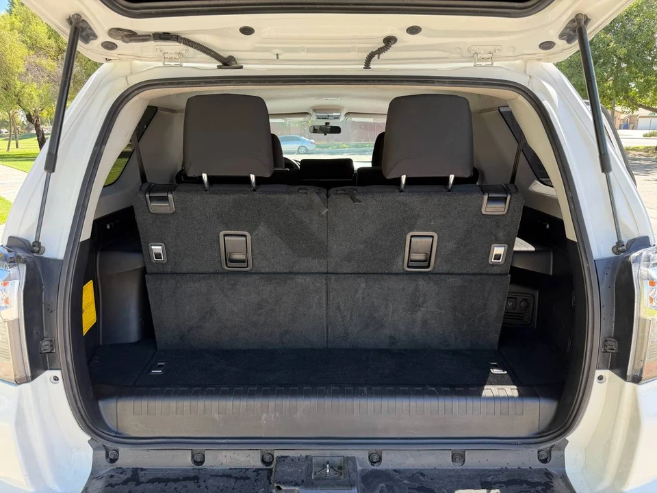 2017 Toyota 4Runner 5th Gen - Image 7 of 15