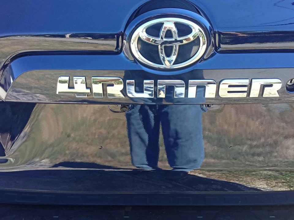 2017 Toyota 4Runner 5th Gen - Image 4 of 12
