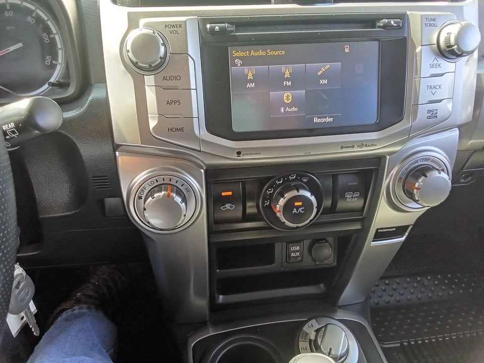 2017 Toyota 4Runner 5th Gen - Image 8 of 12