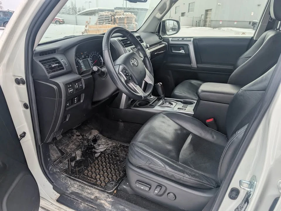 2017 Toyota 4Runner 5th Gen - Image 7 of 10