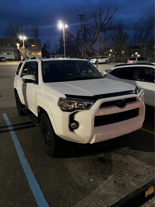2017 Toyota 4Runner 5th Gen - Image 5 of 12