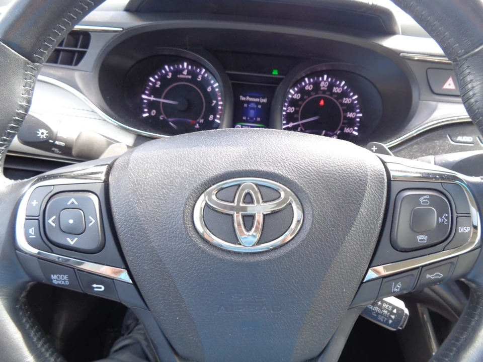 2017 Toyota Avalon 4th Gen - Image 16 of 20