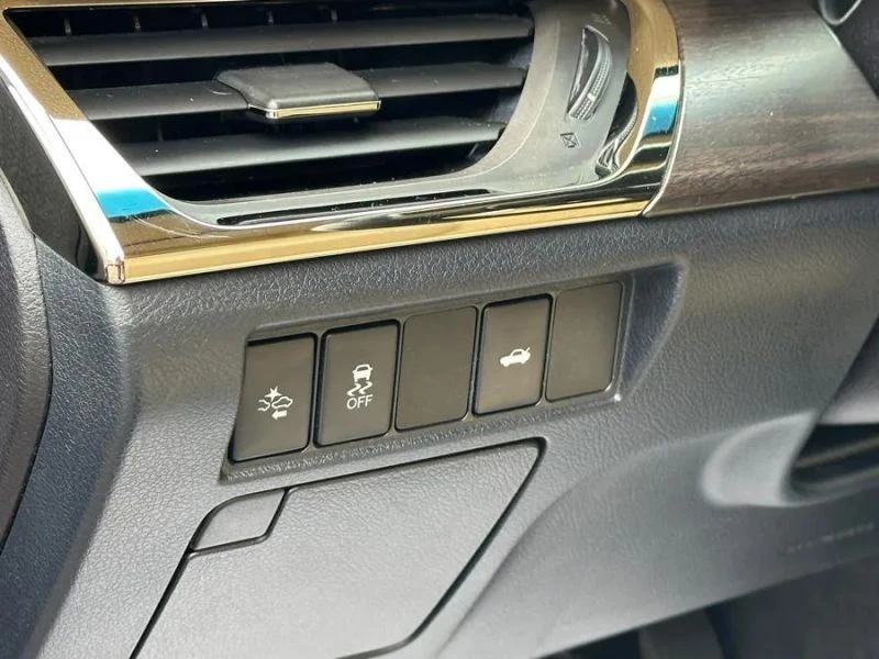 2017 Toyota Avalon 4th Gen - Image 11 of 12
