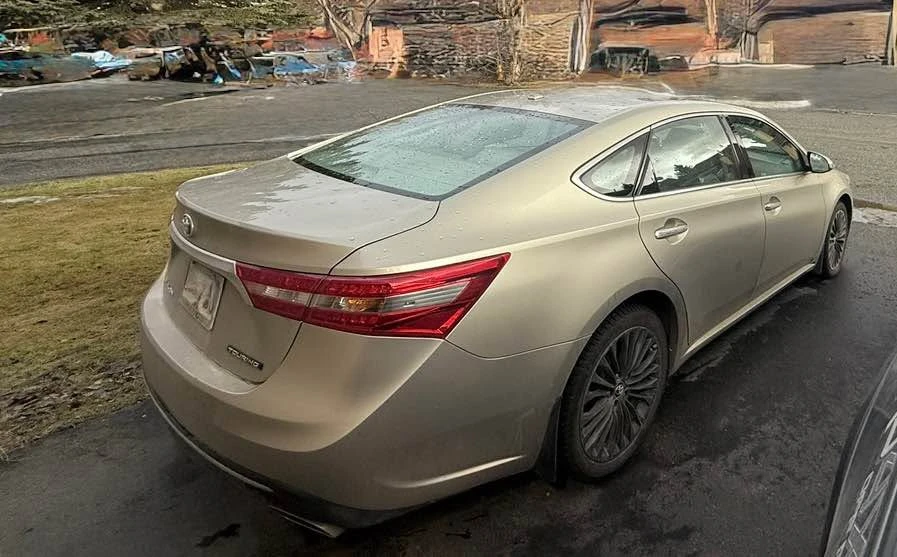 2017 Toyota Avalon 4th Gen - Image 2 of 3