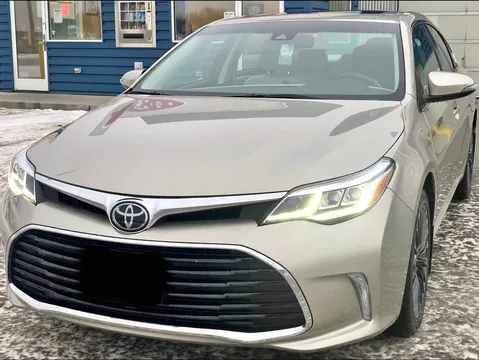 2017 Toyota Avalon XLE Touring Sedan 4D