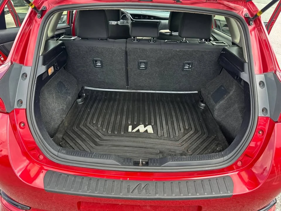 2017 Toyota Corolla 11th Gen - Image 9 of 20