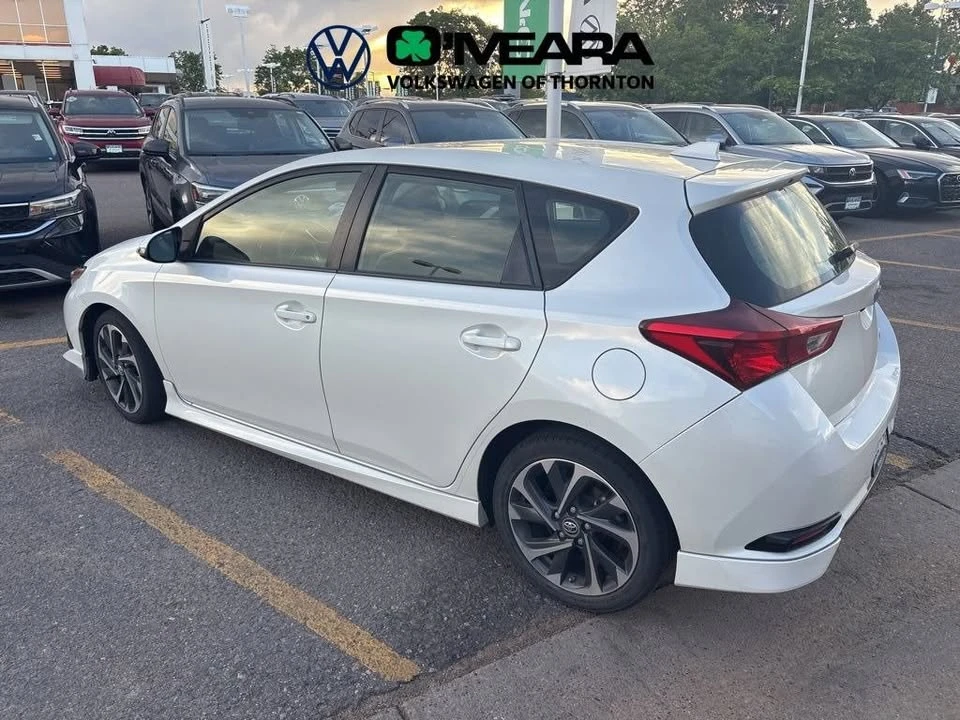 2017 Toyota Corolla 11th Gen - Image 2 of 5