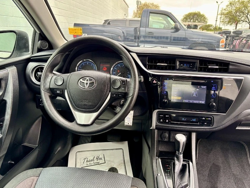 2017 Toyota Corolla 11th Gen - Image 9 of 15