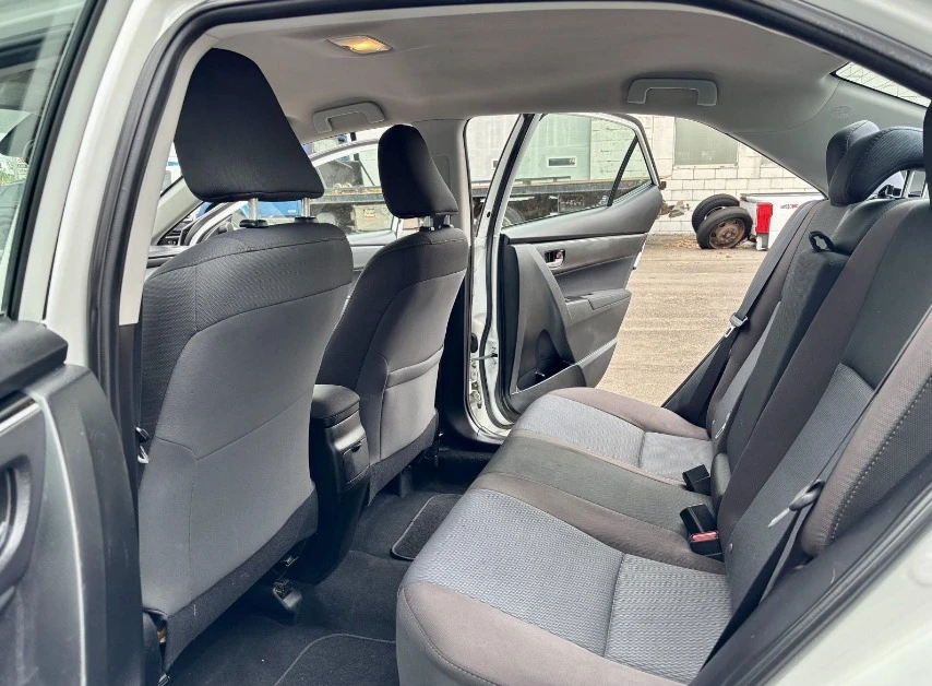 2017 Toyota Corolla 11th Gen - Image 14 of 15
