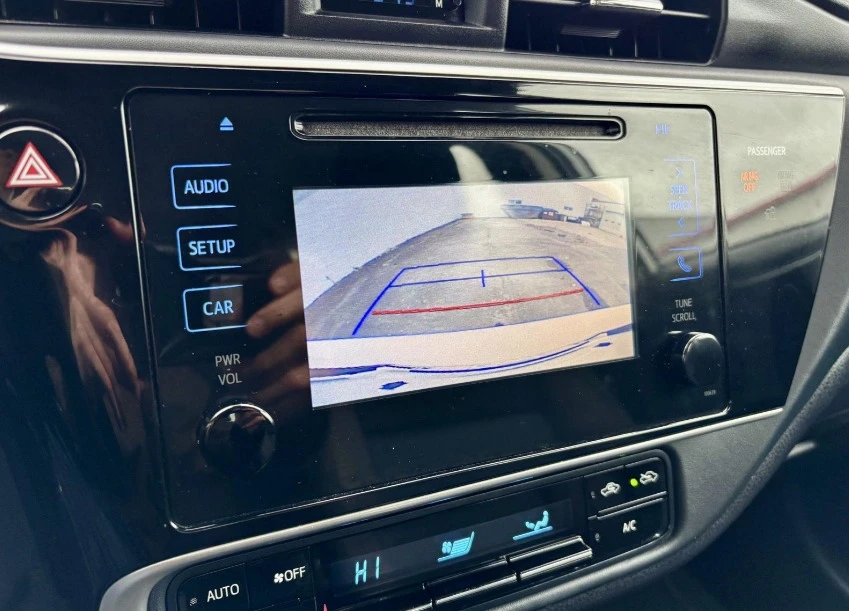 2017 Toyota Corolla 11th Gen - Image 12 of 15
