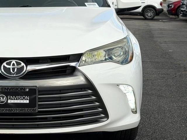 2017 Toyota Camry 7th Gen - Image 6 of 12