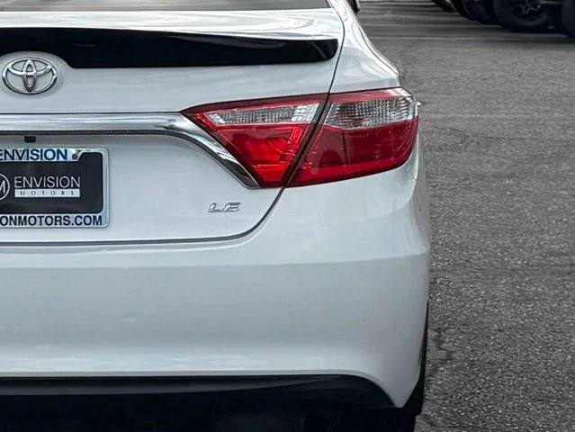 2017 Toyota Camry 7th Gen - Image 12 of 12