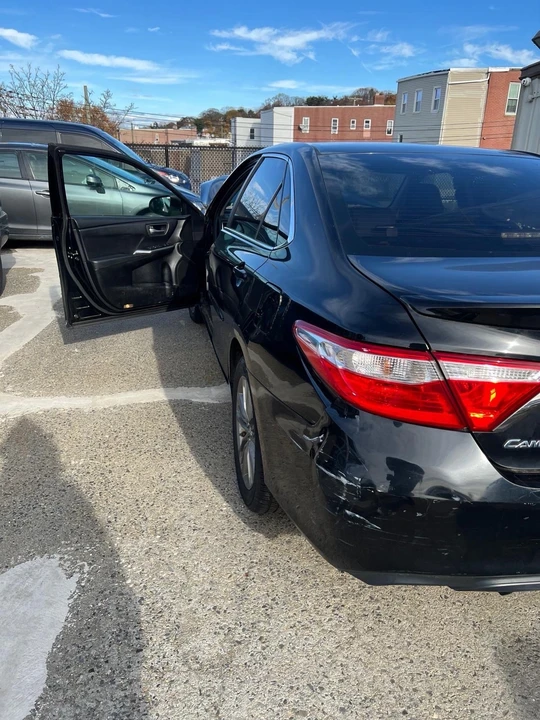 2017 Toyota Camry 7th Gen - Image 8 of 12