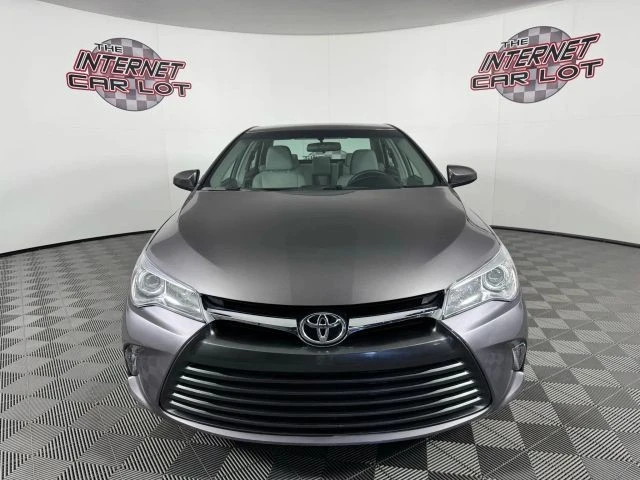 2017 Toyota Camry 7th Gen - Image 2 of 12