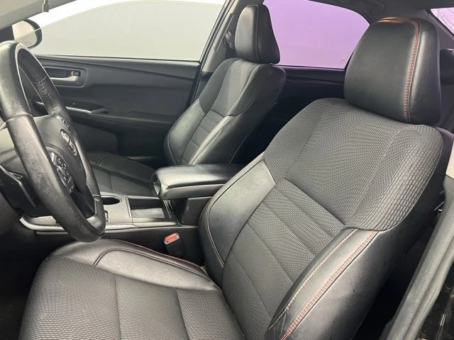 2017 Toyota Camry 7th Gen - Image 8 of 9