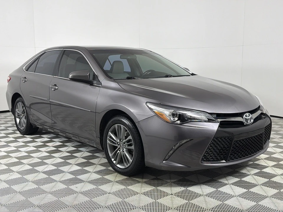 2017 Toyota Camry 7th Gen - Image 3 of 20