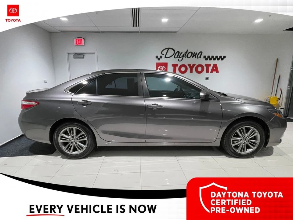 2017 Toyota Camry 7th Gen - Image 7 of 10