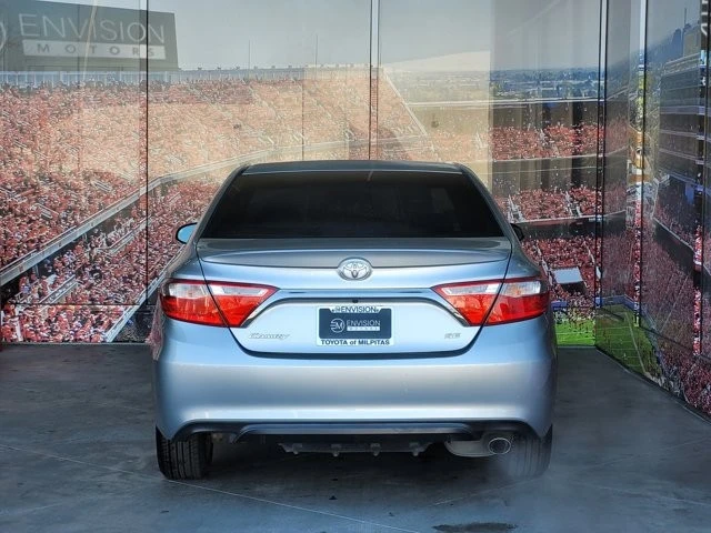 2017 Toyota Camry 7th Gen - Image 6 of 12
