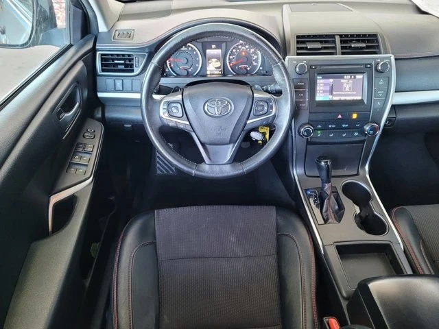 2017 Toyota Camry 7th Gen - Image 8 of 12