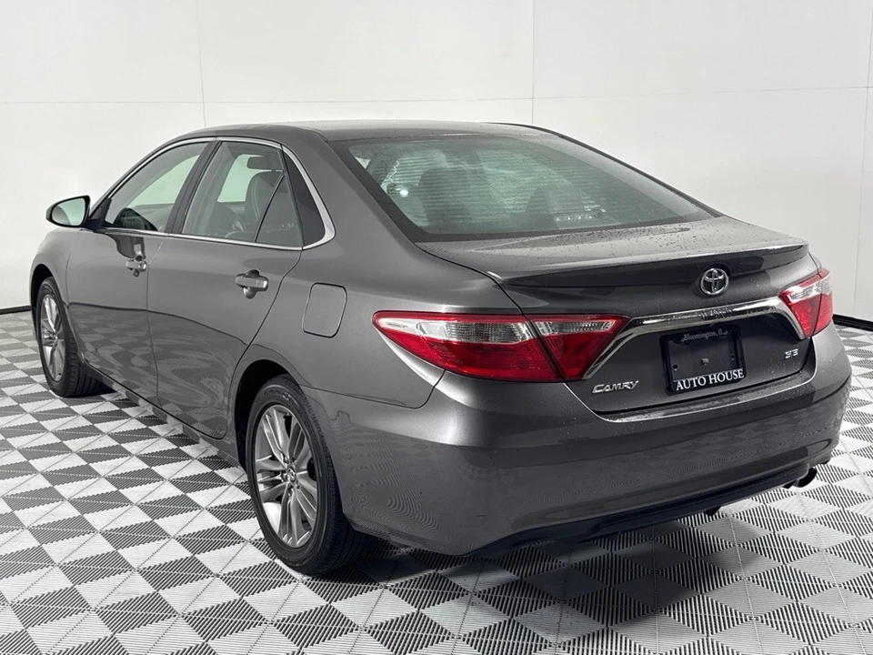 2017 Toyota Camry 7th Gen - Image 6 of 21