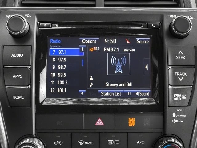 2017 Toyota Camry 7th Gen - Image 10 of 12