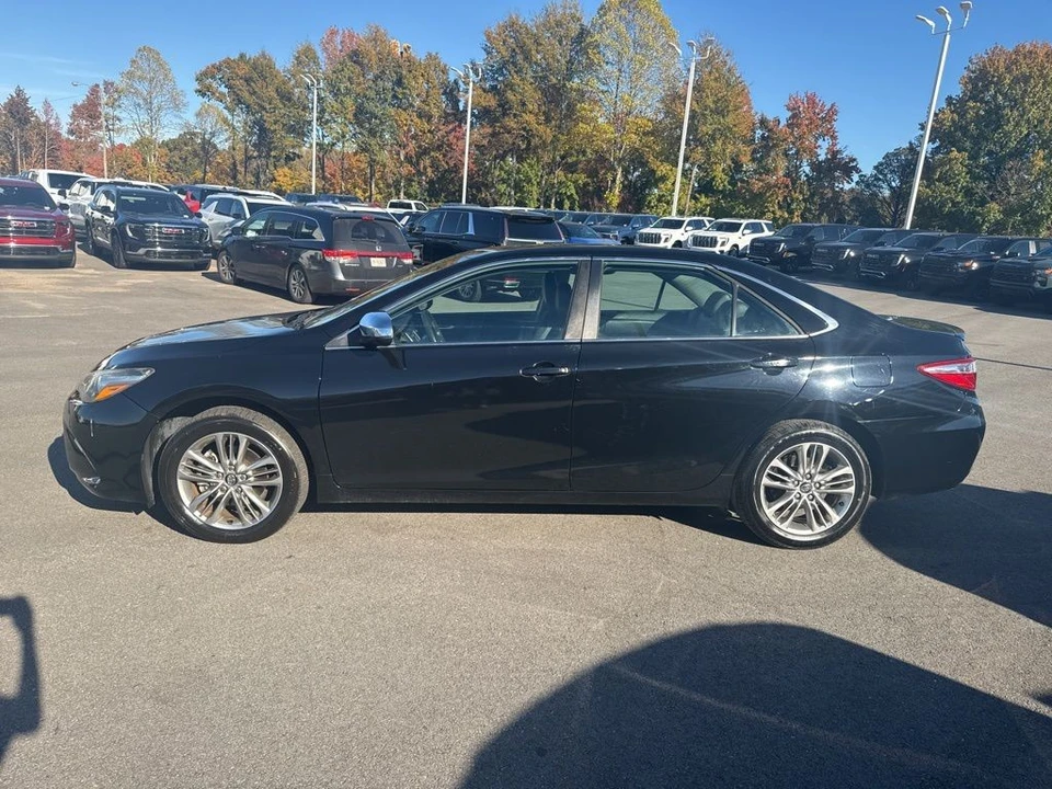 2017 Toyota Camry 7th Gen - Image 2 of 12