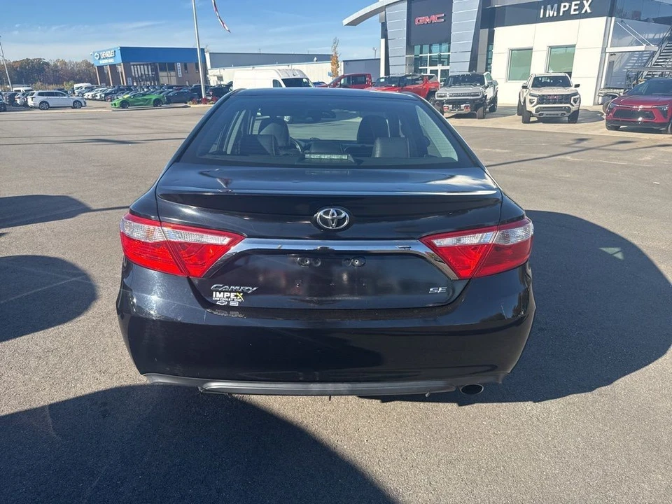 2017 Toyota Camry 7th Gen - Image 4 of 12