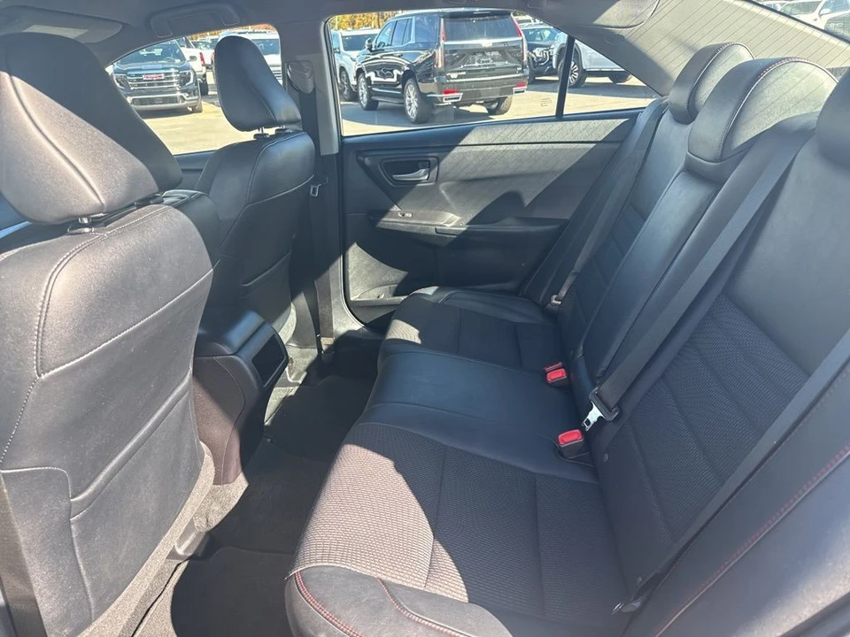 2017 Toyota Camry 7th Gen - Image 12 of 12