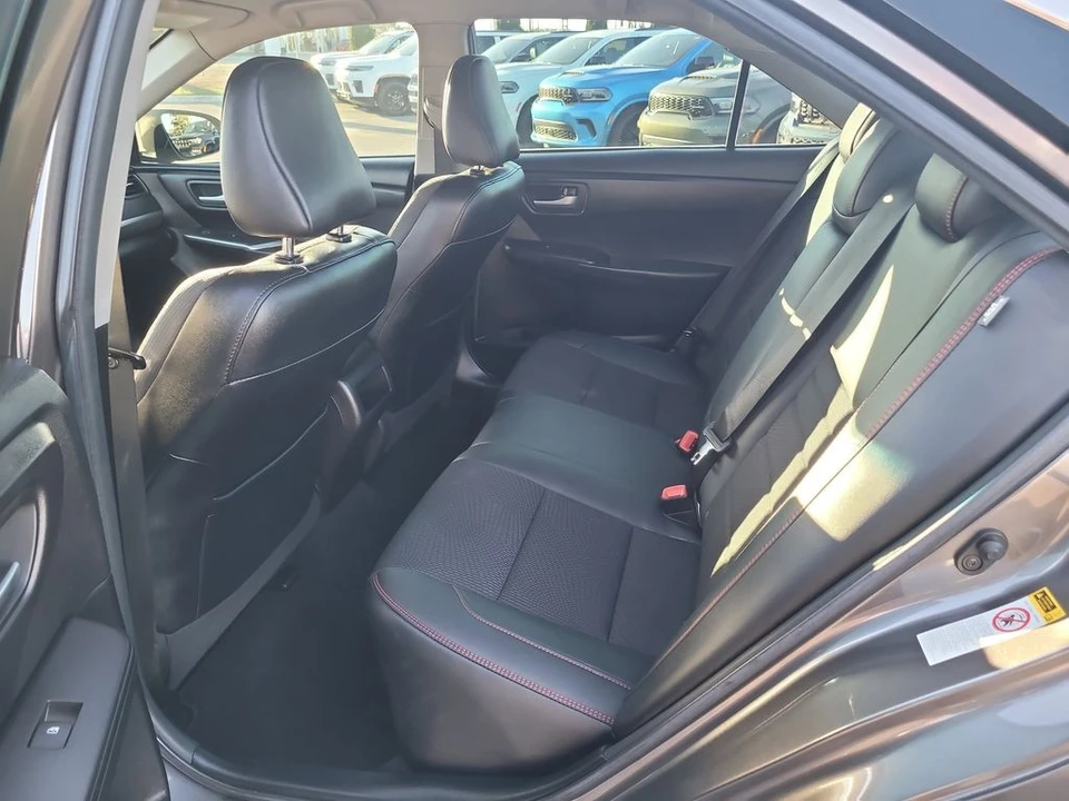 2017 Toyota Camry 7th Gen - Image 11 of 12