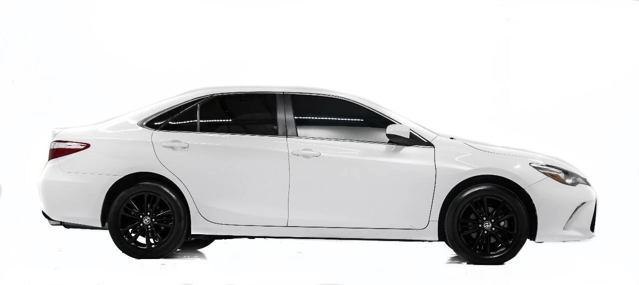 2017 Toyota Camry 7th Gen - Image 5 of 21
