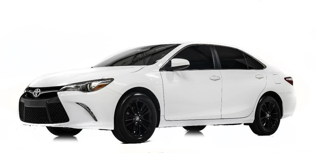 2017 Toyota Camry 7th Gen - Image 2 of 21