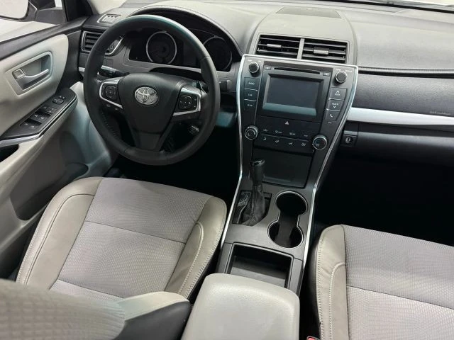 2017 Toyota Camry 7th Gen - Image 31 of 31
