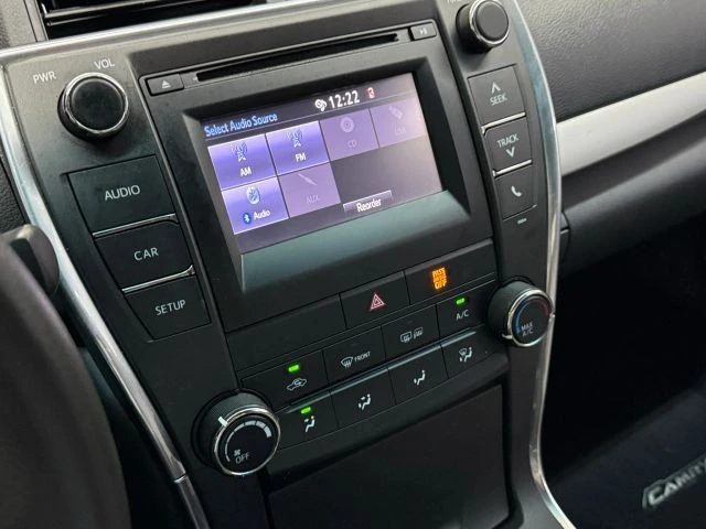 2017 Toyota Camry 7th Gen - Image 27 of 31