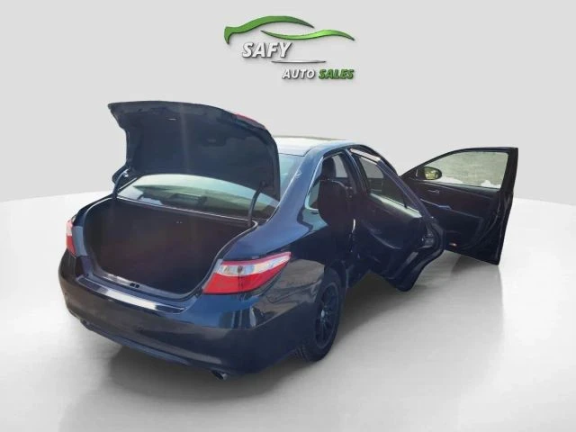 2017 Toyota Camry 7th Gen - Image 11 of 21