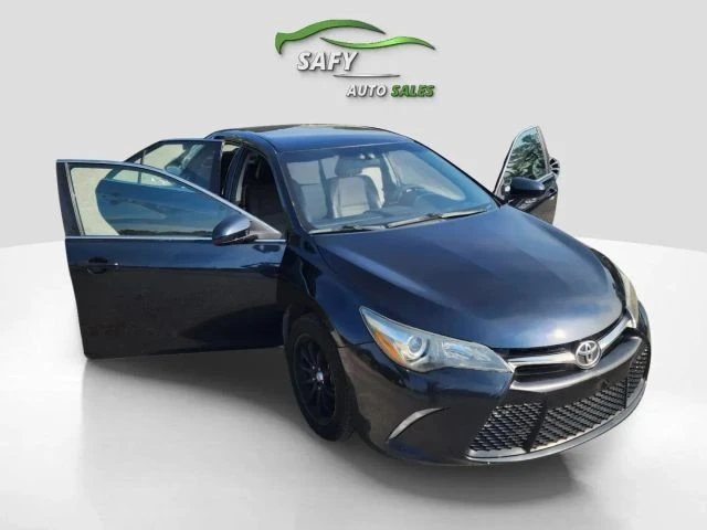 2017 Toyota Camry 7th Gen - Image 12 of 21