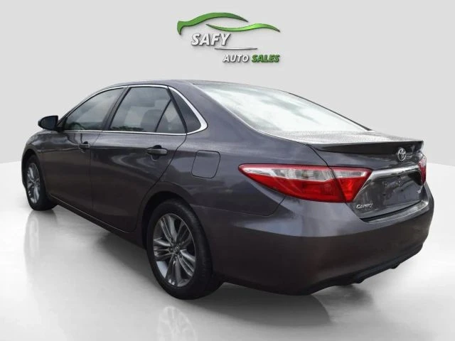 2017 Toyota Camry 7th Gen - Image 3 of 21
